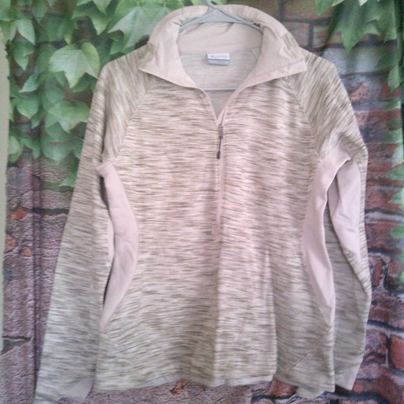 1/2 Zip Long Sleeve Sweatshirt - Picture 1 of 4